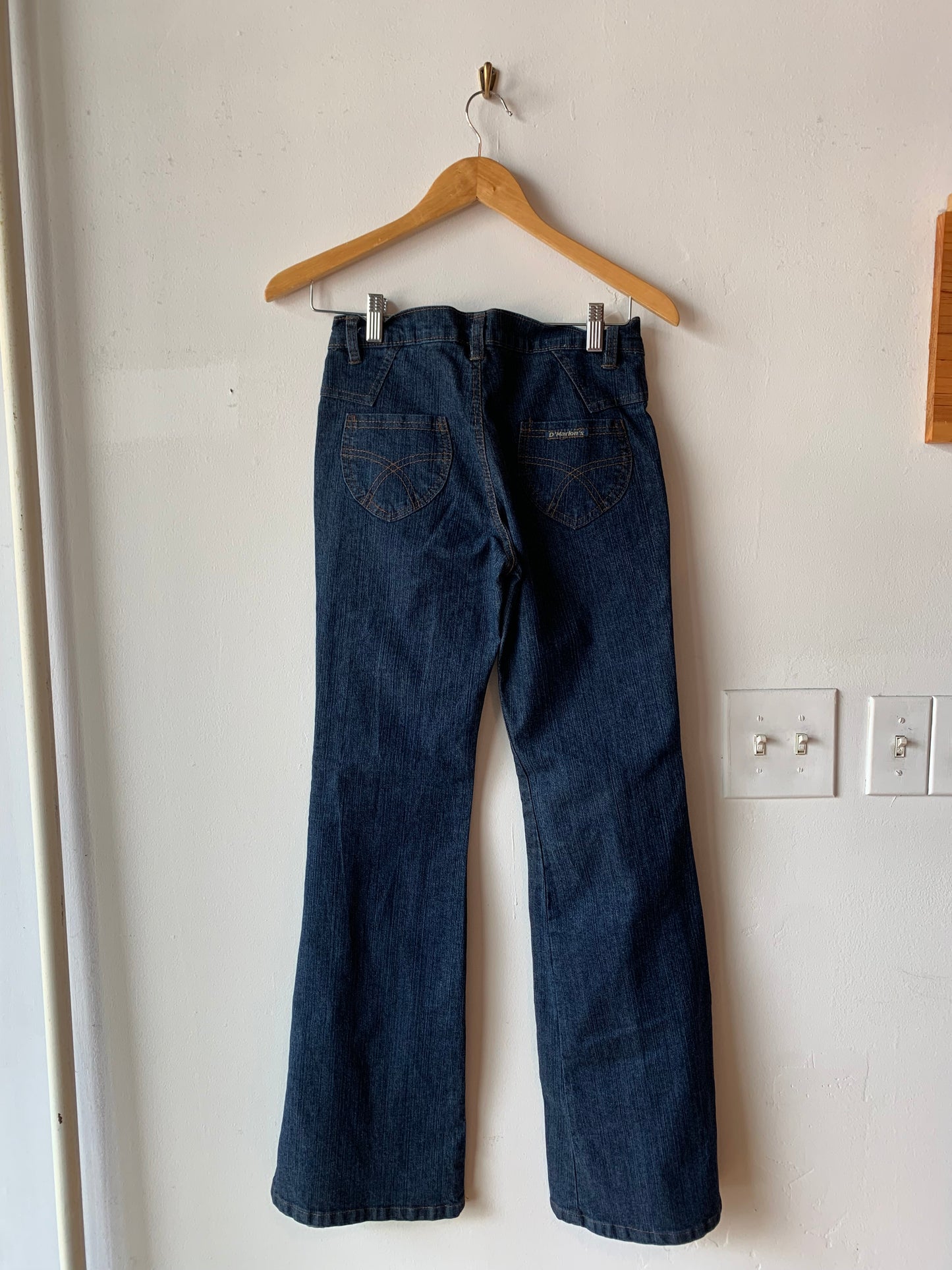 Deadstock Y2K
Jeans