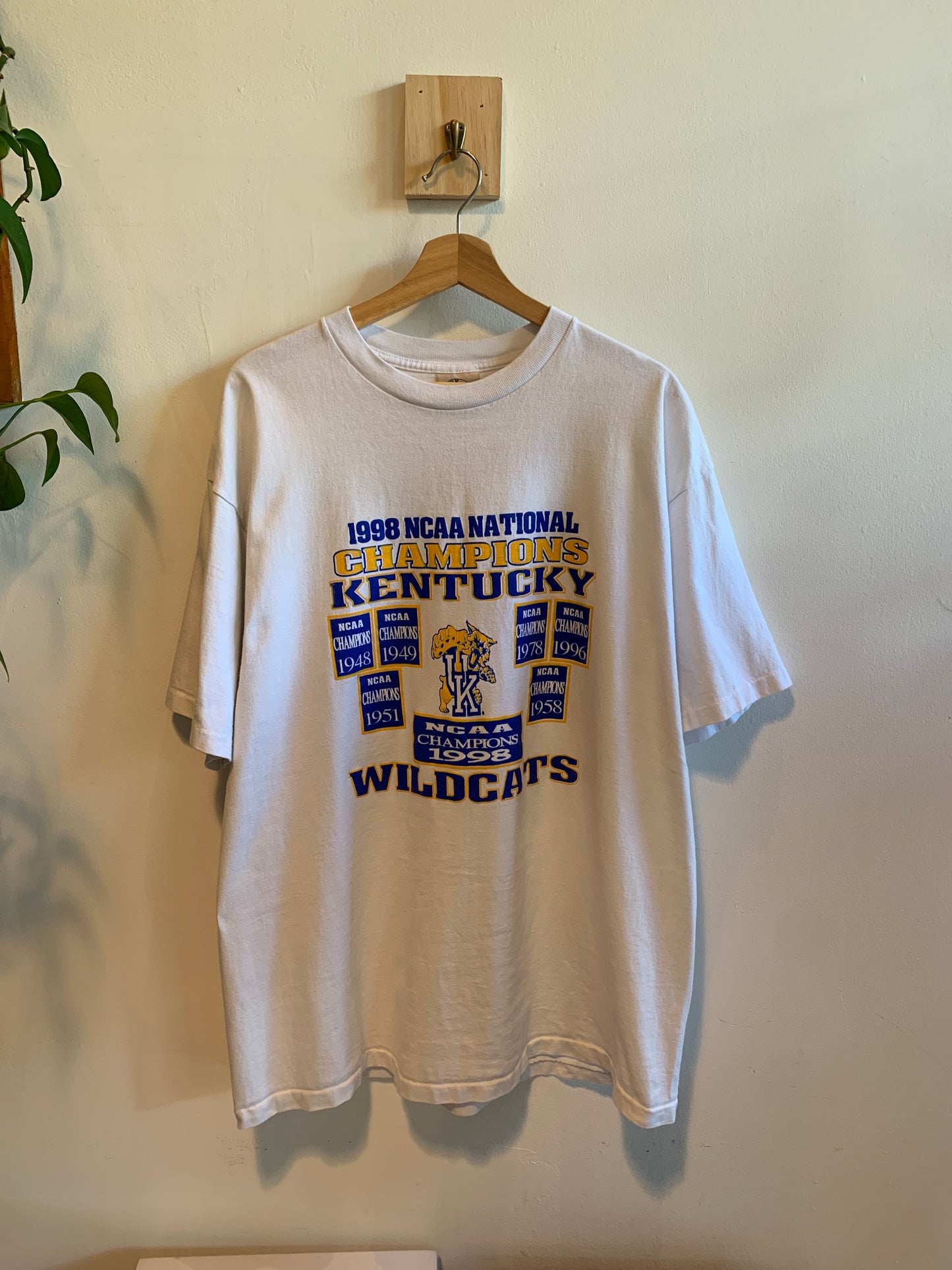 Vintage Kentucky WildCats Tee