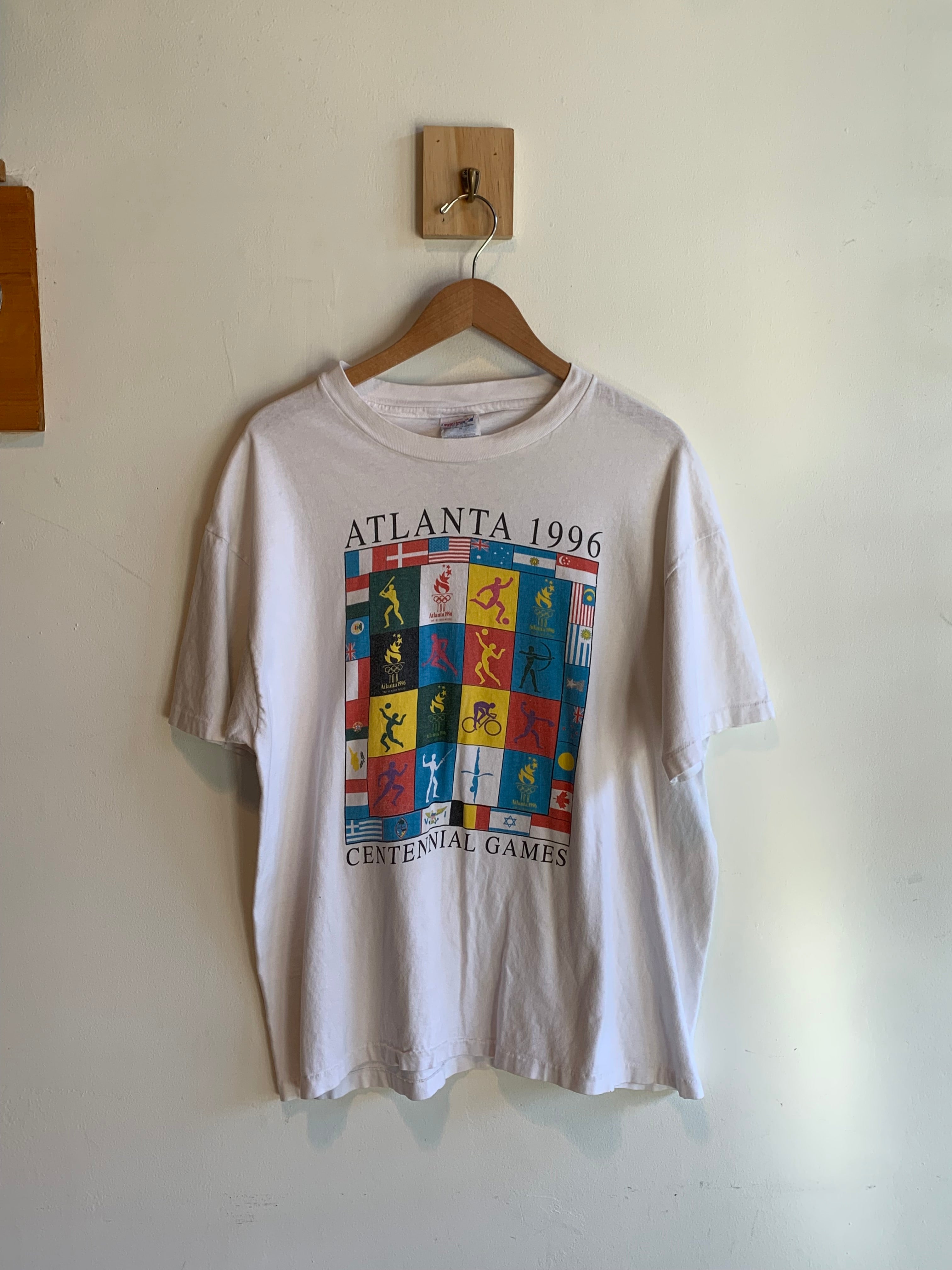 Vintage Atlanta 1996 Centennial Olympics Games T-Shirt