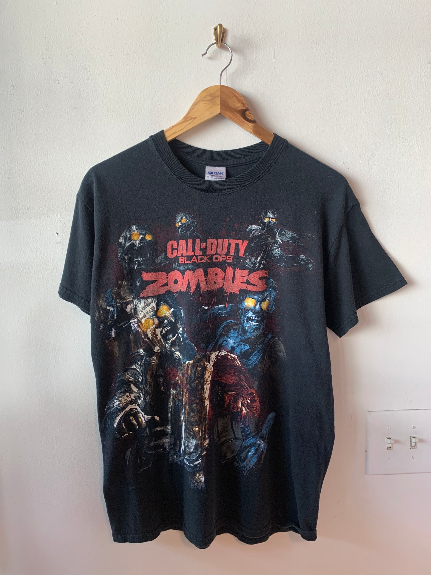 2012 Call of duty Zombies Teei