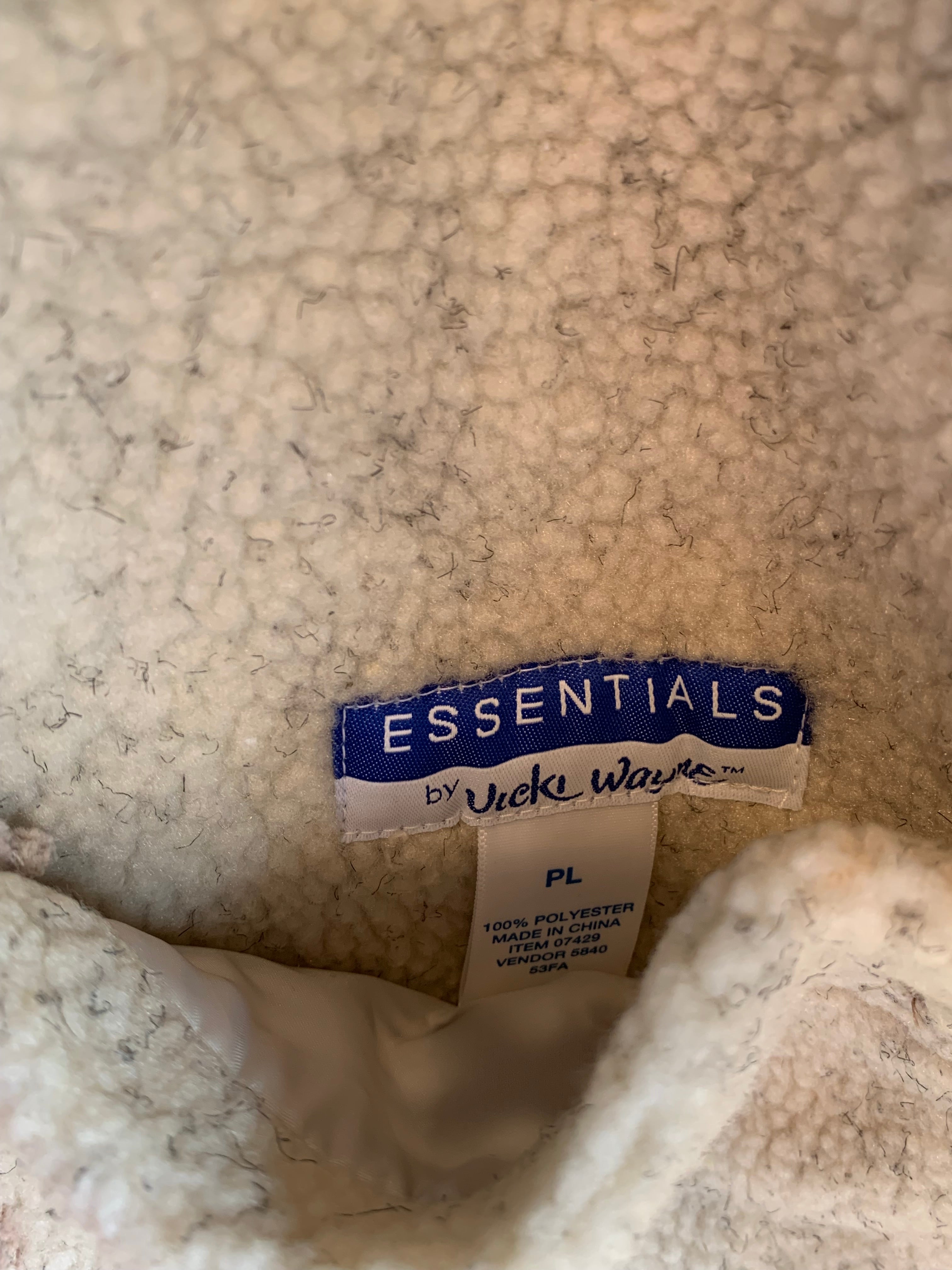 Vintage Essentials Vicky Wayne Fleece