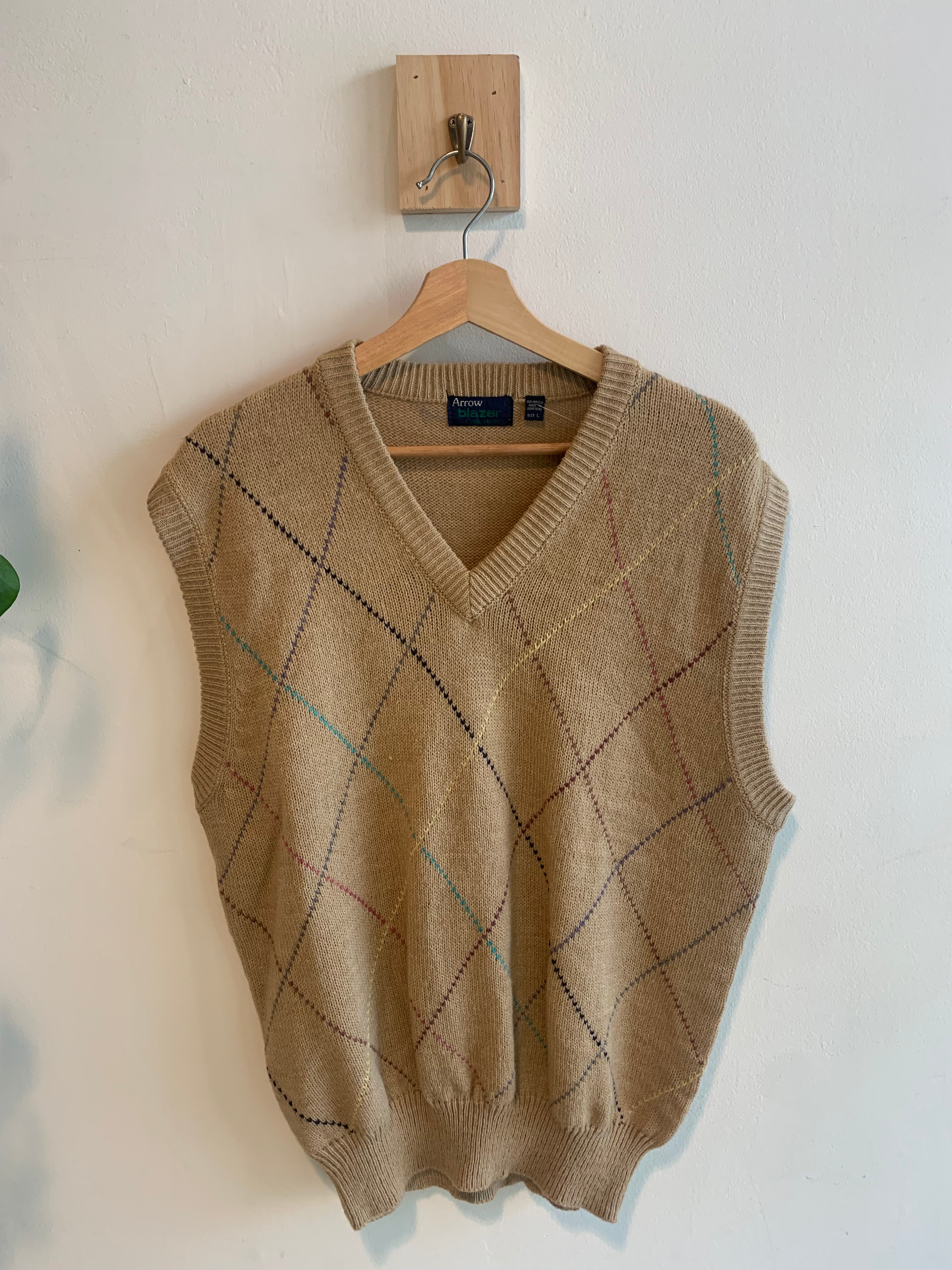 Vintage Arrow Knit Vest