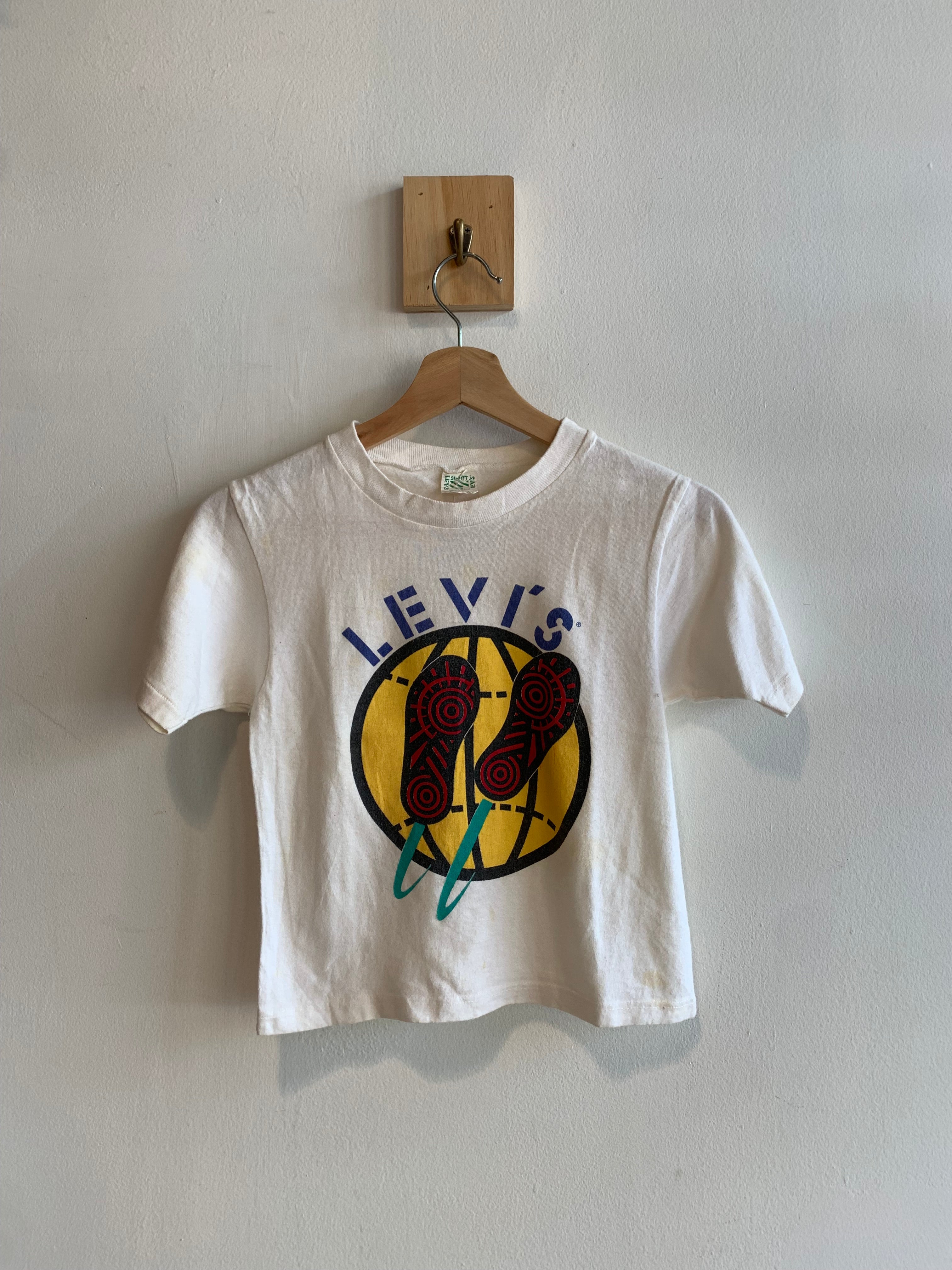 Youth Vintage Levi’s Graphic Tee