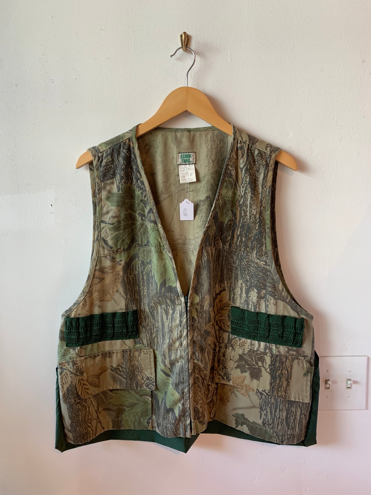 Vinatge Ozark Trail Hunting Vest