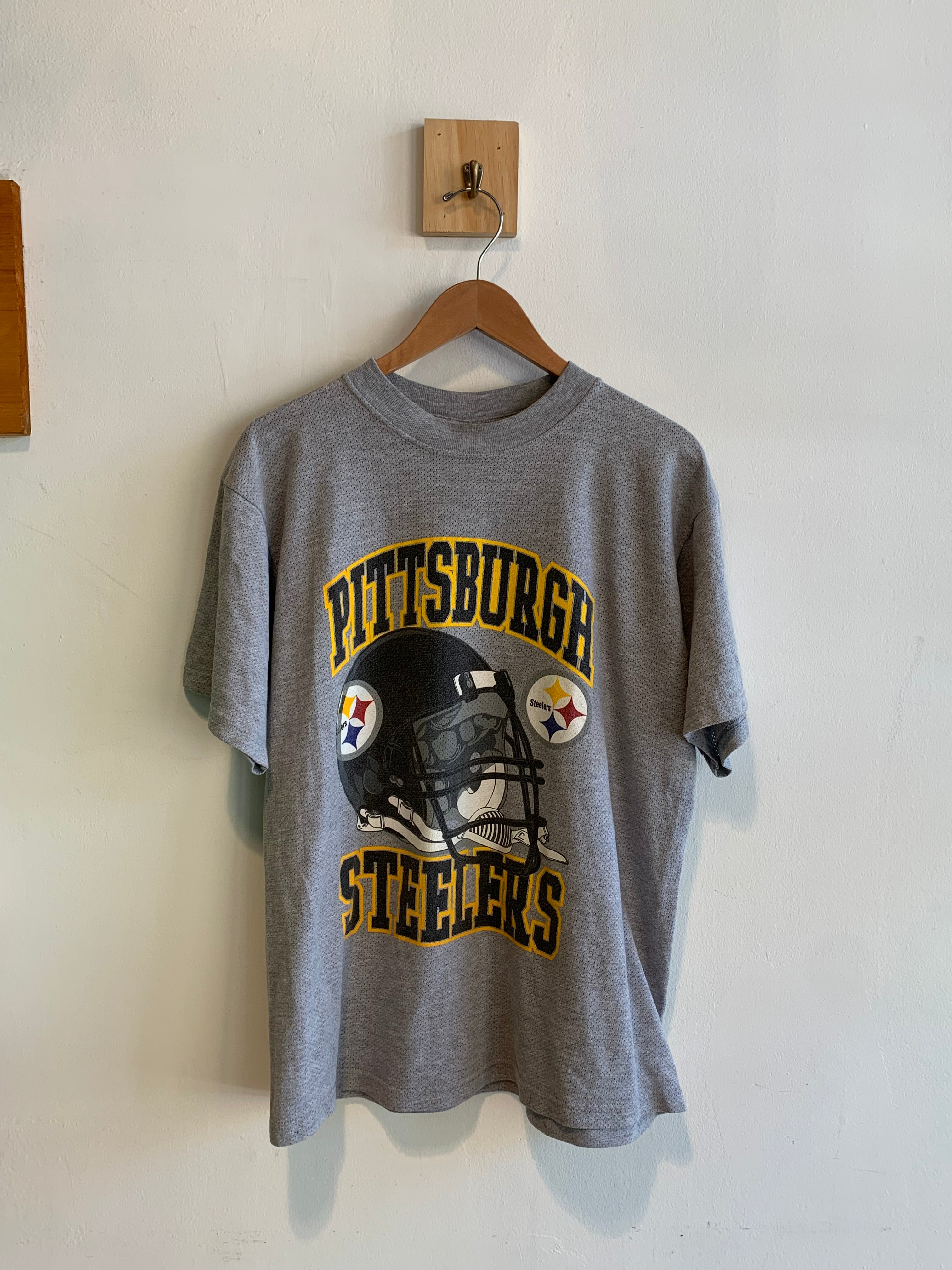 Vintage Pittsburgh Steelers NFL Helmet T-Shirt