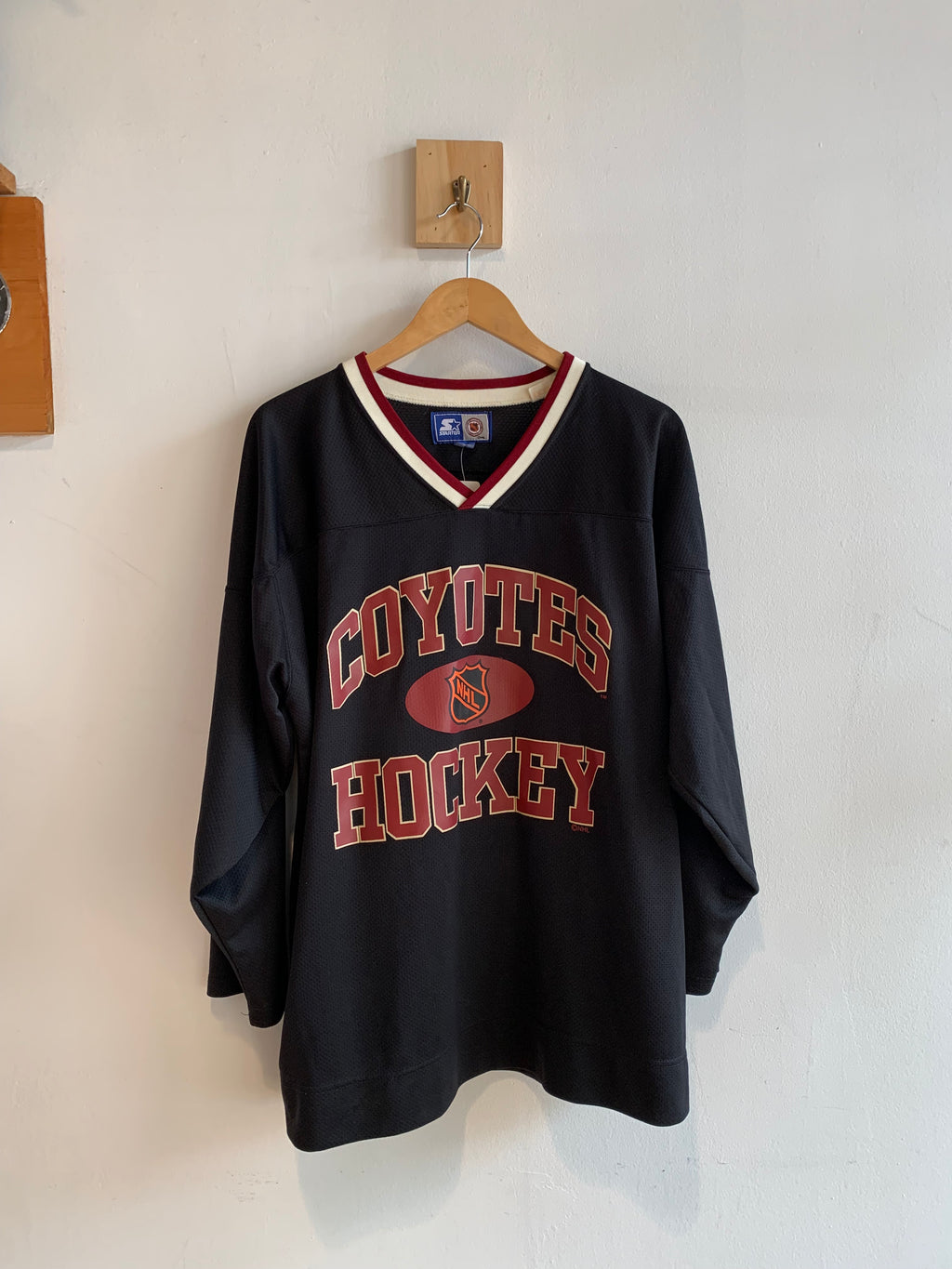 Vintage Phoenix Coyotes NHL Hockey Jersey